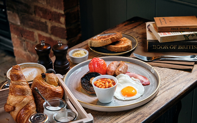 dinner bed breakfast deals